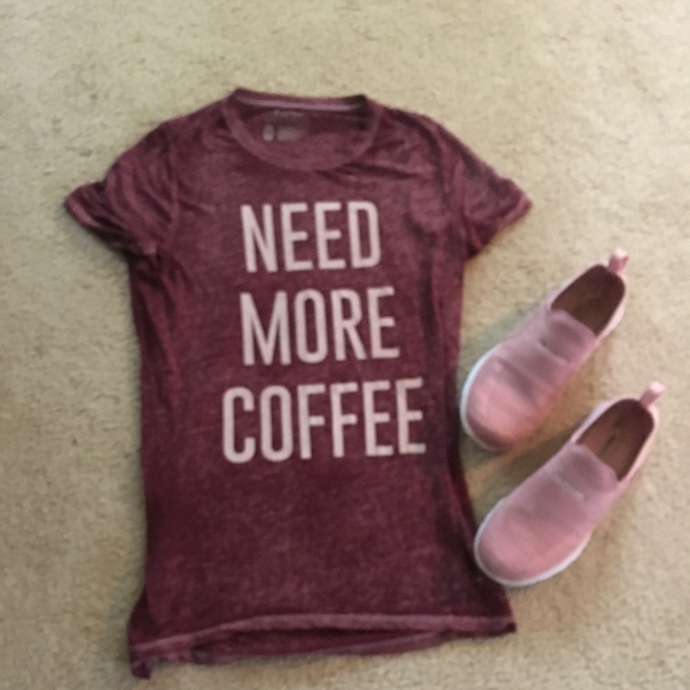 Juniors tee top with logo